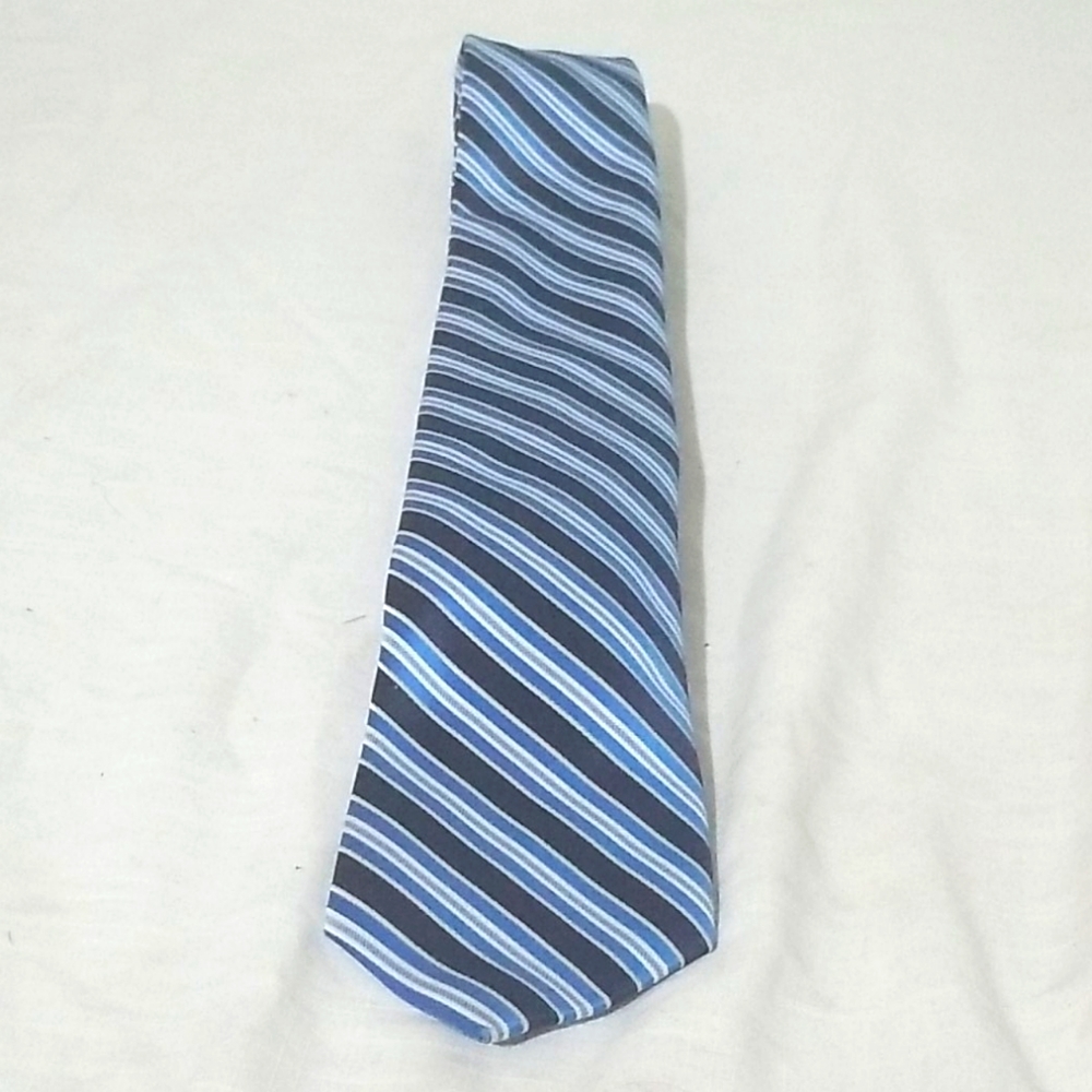 Blue striped mens tie Izod